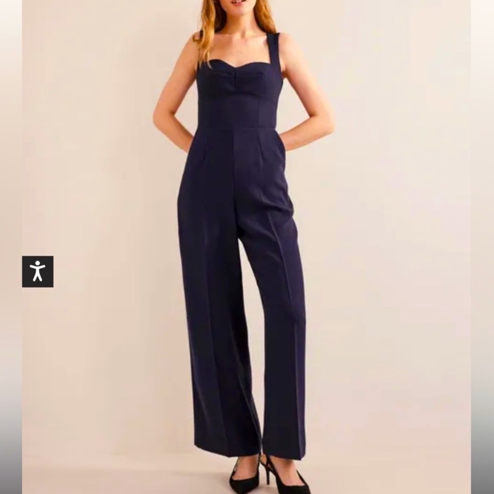 Boden Size 6R navy jumpsuit with sweetheart neckline and pockets
